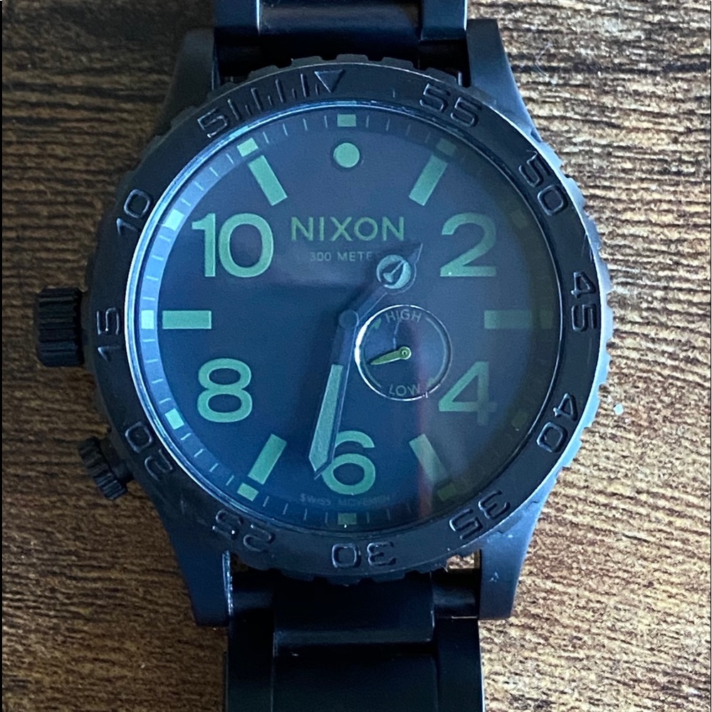 Nixon 51-30 Tide, Black and Military Green, USED